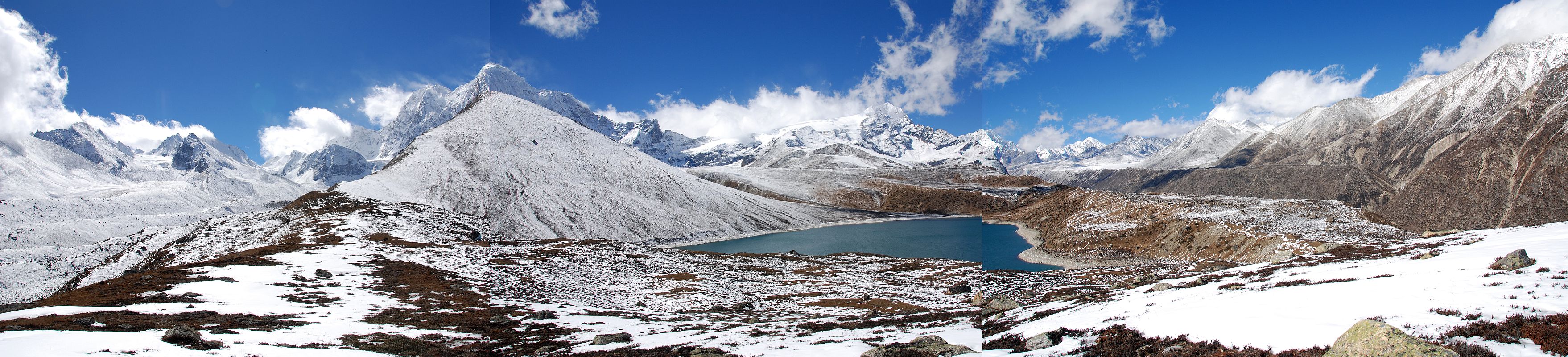 06 Panorama From Ridge Above Taro Tso Includes Phurbi Chyachu, Tsha Tung, Eiger Peak, Pemthang Karpo Ri, Triangle, and Pemthang Ri The panorama from the ridge (4433m) above Tara Tso includes Phurbi Chyachu on the left to Tsha Tung, Eiger Peak, Pemthang Karpo Ri, Triangle, and Pemthang Ri.